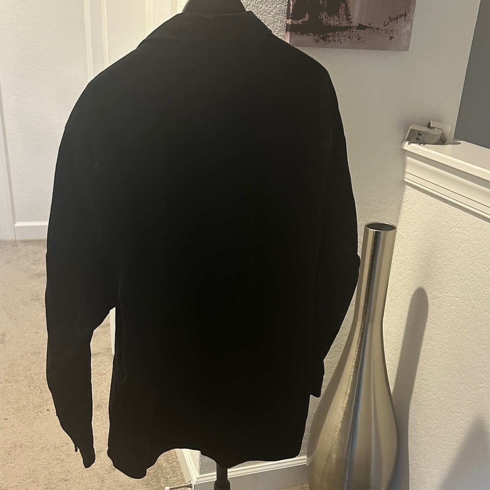 H&M Men's Black Button-Down Corduroy Shirt - Picture 2 of 2
